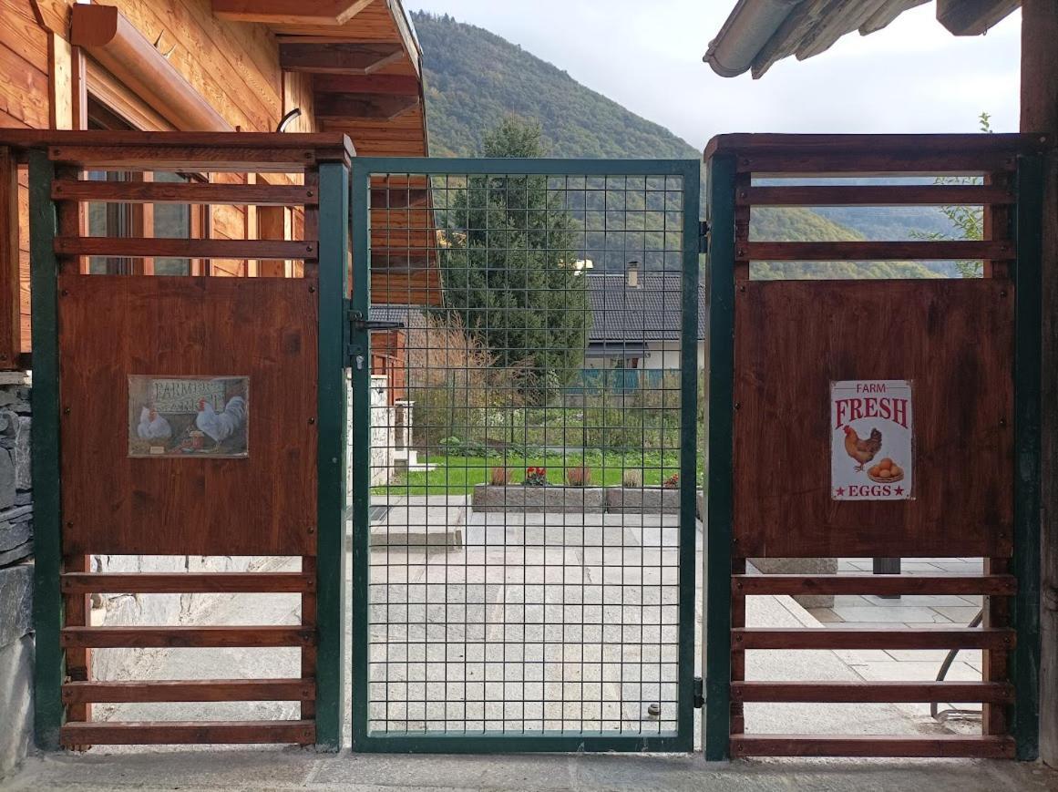 Joli Appart Terrasse Et Jardinet Albertville Eksteriør billede